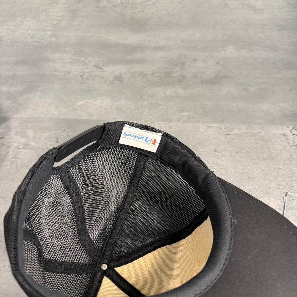 Vintage NASA Snapback Trucker Hat Black Yellow Scrambled Eggs Spaceport USA Cap - Picture 7 of 7